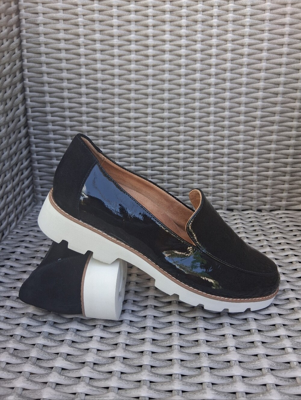 NEW Vionic Kensley Black Patent Leather Slip-On Loafers with White Sole - Picture 14 of 14